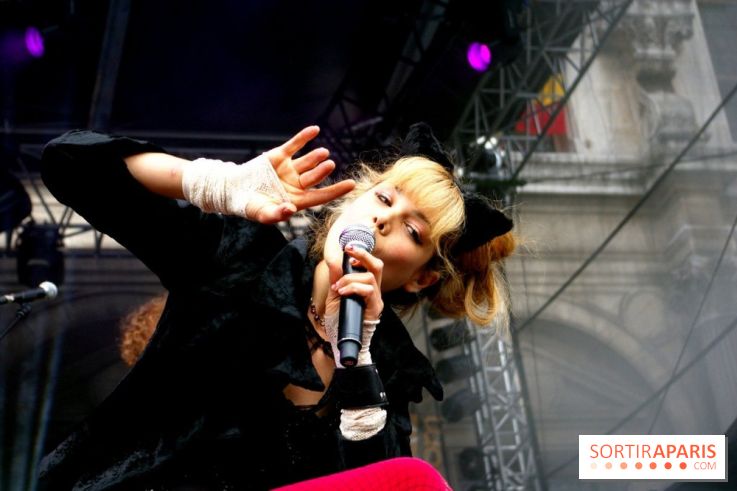 Nadeah au Festival Fnac Live, le jeudi 21 juillet 2011, sur le Parvis de l'Hôtel de Ville