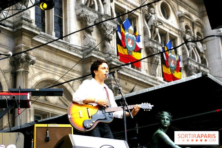 Antoine LéonPaul au Festival Fnac Live, le jeudi 21 juillet 2011, sur le Parvis de l'Hôtel de Ville