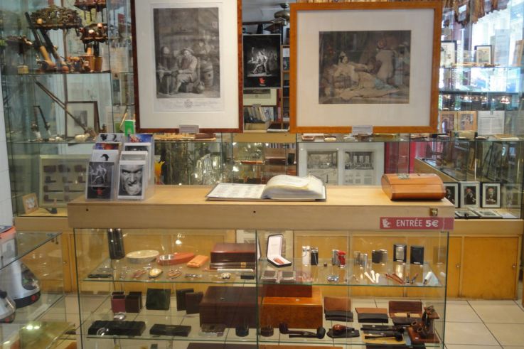 Musée du Fumeur, Visite insolite, le Shop