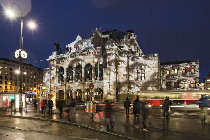 Attentive now, le spectacle son et lumière à la Cité Universitaire