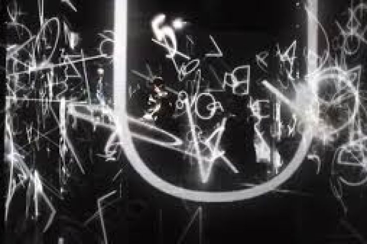 XYZT par Adrien Mondot et Claire Bardainne