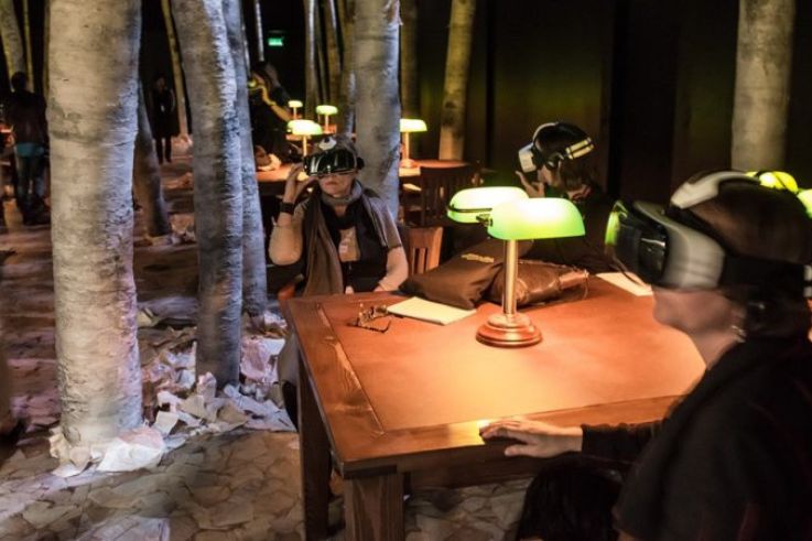 Visitez les bibliothèques mythiques en réalité virtuelle à la BNF