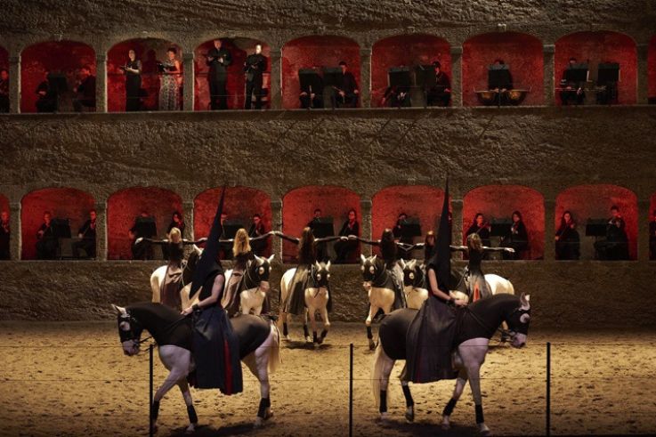 Le Requiem de Mozart, l'Académie équestre de Versailles en ballet équestre 