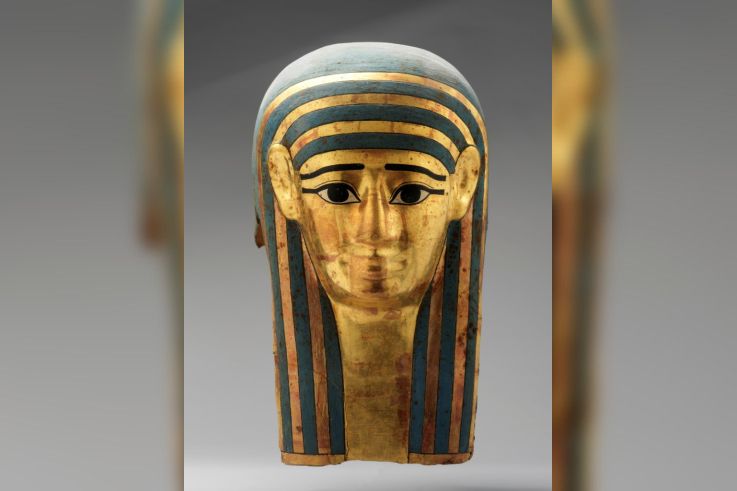 Grand masque funéraire Cartonnage doré et peint, 36 cm (H) Collection particulière © D.R. / Paul Louis