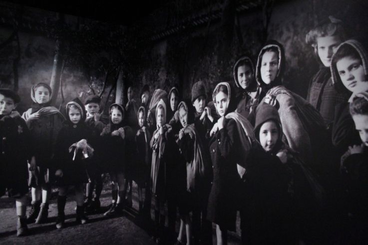 exposition C'étaient des enfant à l'hotel de Ville | Sortiraparis.com