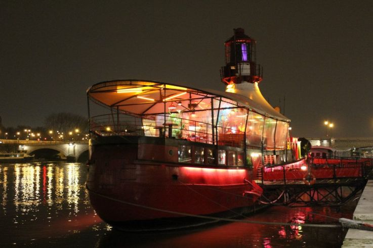 Le Wagon : nouveau bar-restaurant du Batofar