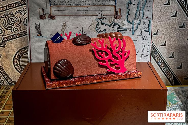 Les bûches de Noël 2024 de Jean-Paul Hévin, le maitre du chocolat : bûche corail