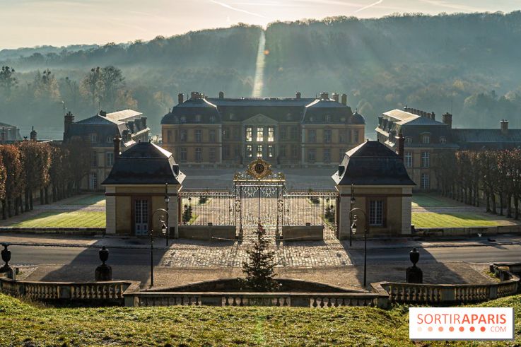 Noël au Château de Dampierre en Yvelines : Lumières, spectacles immersif et balades au programme