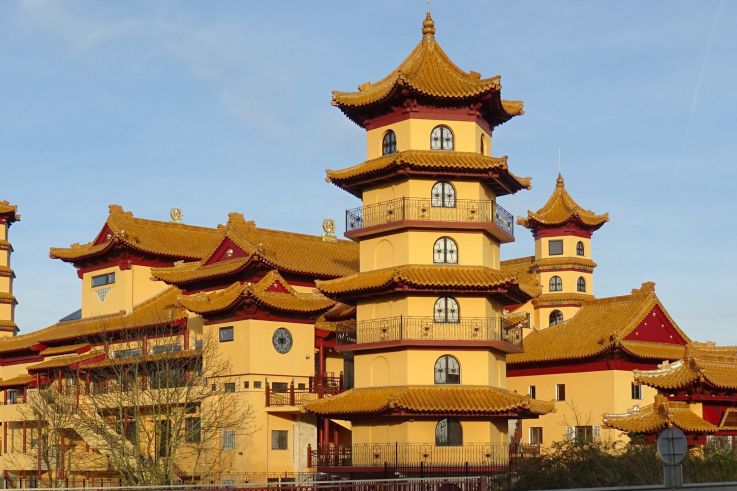 Khánh-Anh, l'immense pagode d'Evry-Courcouronnes (91)