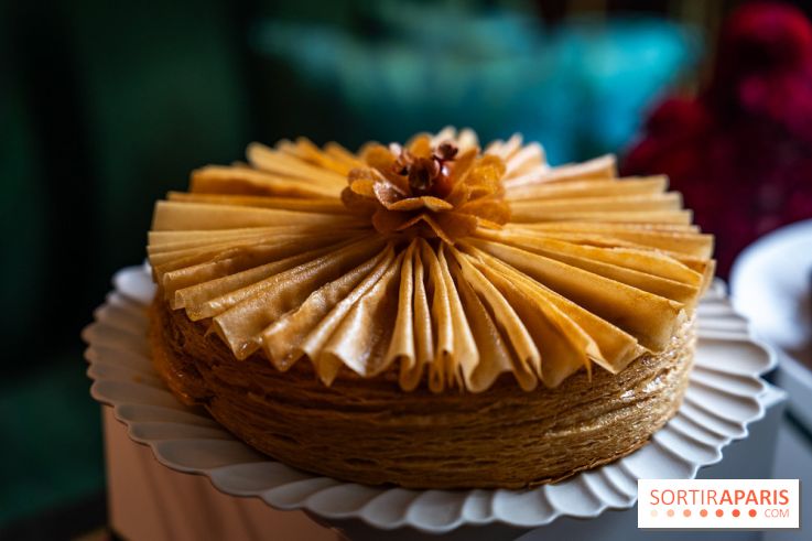 Galette des Rois La Réserve Paris : la belle Fleur de Noisette 2026