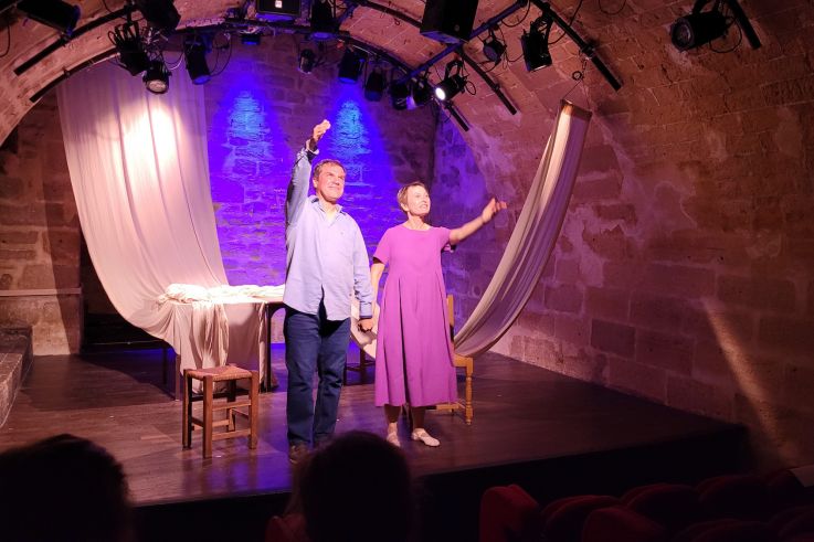 Tous les chiens sont roses, spectacle poignant à l'Essaïon théâtre