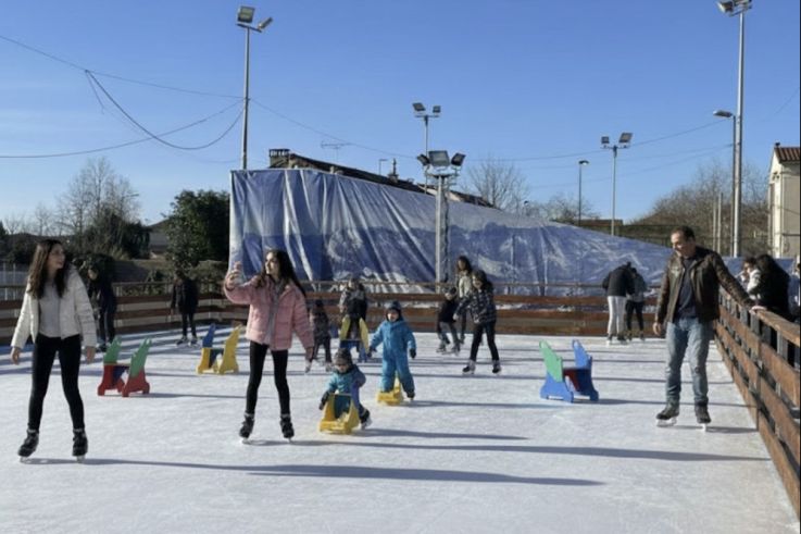 Un village montagnard avec luge, ski et patinoire s'installe dans le Val de Marne