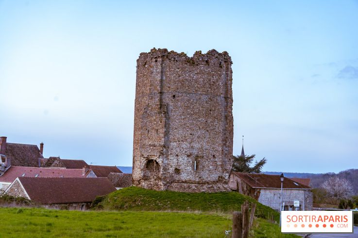 Le donjon de Maurepas dans les Yvelines