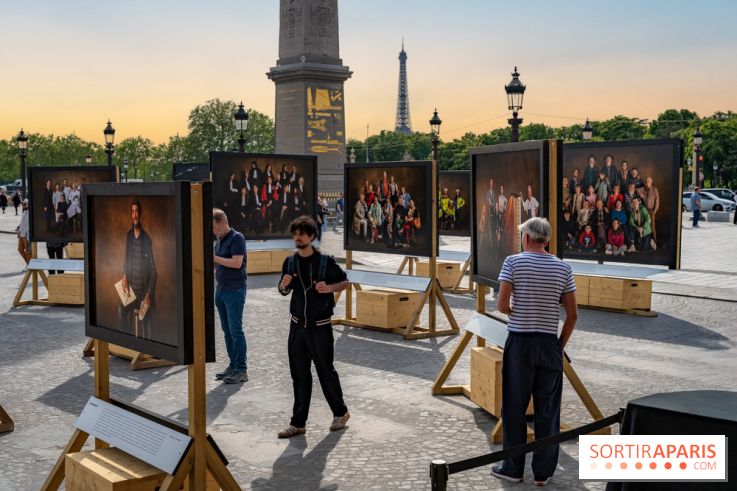 Vivre Ensemble de Yann Arthus‑Bertrand : exposition et studio photo sur la place de la Concorde