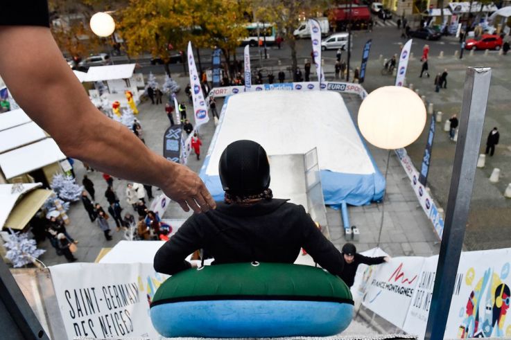Saint Germain des Neiges 2015, le village de ski à Paris