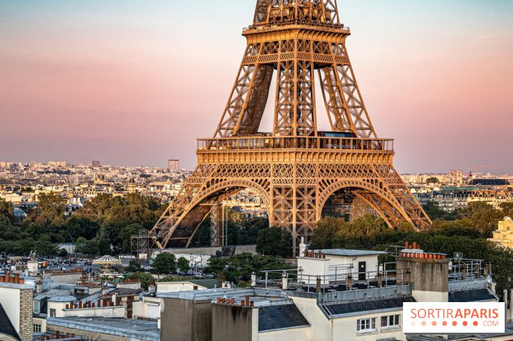 Le réveillon 2022 du Nouvel an 2023 sur la Tour Eiffel chez Madame Brasserie 