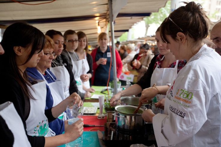 Les cours de cuisine gratuits sur les marchés parisiens