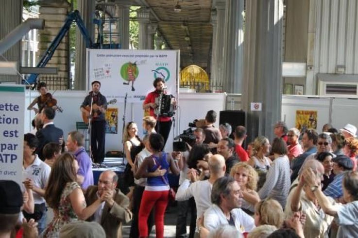 Les Bals gratuits de l'été du Canal de l'Ourcq, saison 2015
