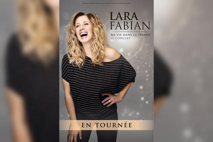 Lara Fabian en concert au Palais des Congrès de Paris en 2016