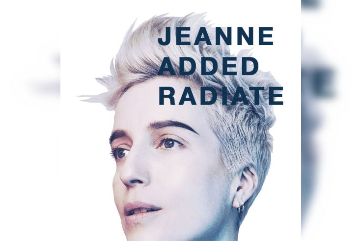 Jeanne Added en showcase à la Fnac Saint Lazare