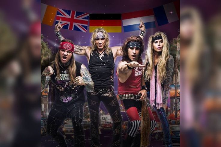 Steel Panther en concert au Bataclan de Paris en février 2019