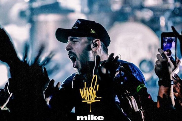 Mike Shinoda en concert au Zénith de Paris en mars 2019