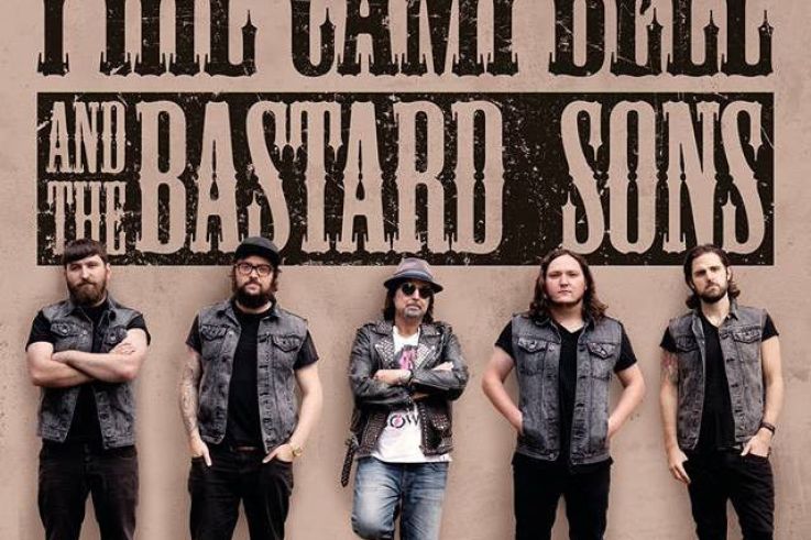 Phil Campbell and The Bastard Sons en concert au Café de la Danse en septembre 2019