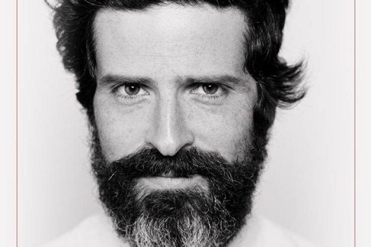 Devendra Banhart en concert à La Salle Pleyel de Paris en février 2020