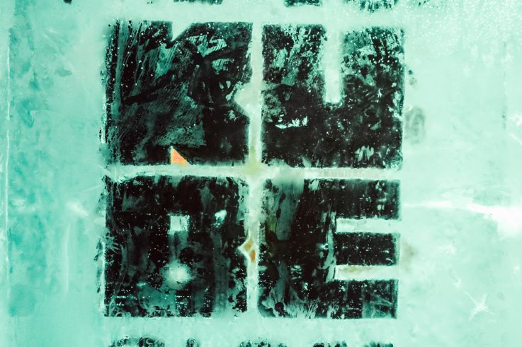 Réouverture du Ice Bar au KUBE Hotel : le bar le plus givré de Paris