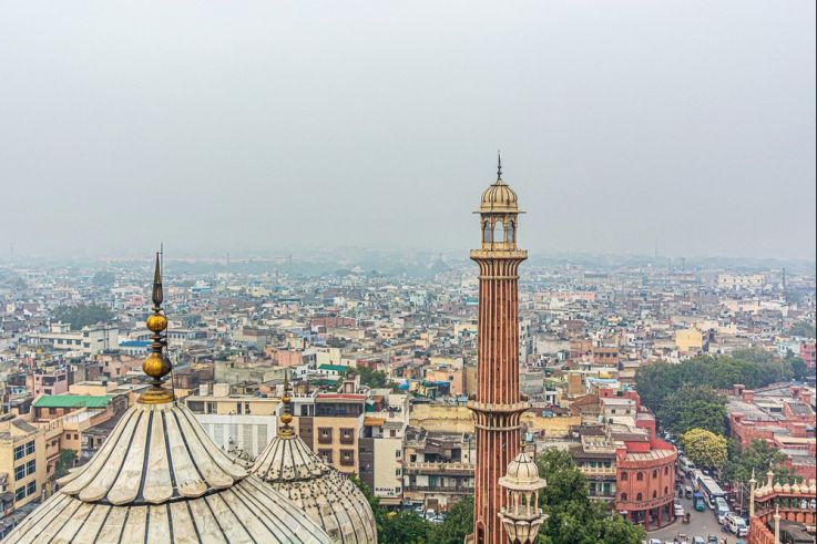 Covid : ce que l'on sait du variant indien, le "double mutant" qui inquiète