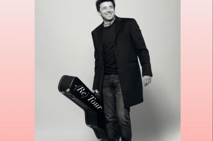 Patrick Bruel en concert acoustique au Casino de Paris en décembre 2021