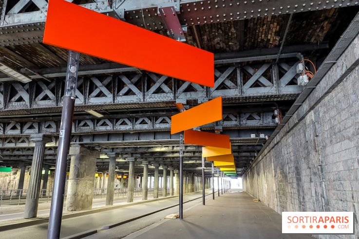 Spectrum, traversée chromatique : quelle est cette œuvre suspendue dans un tunnel à Paris ?