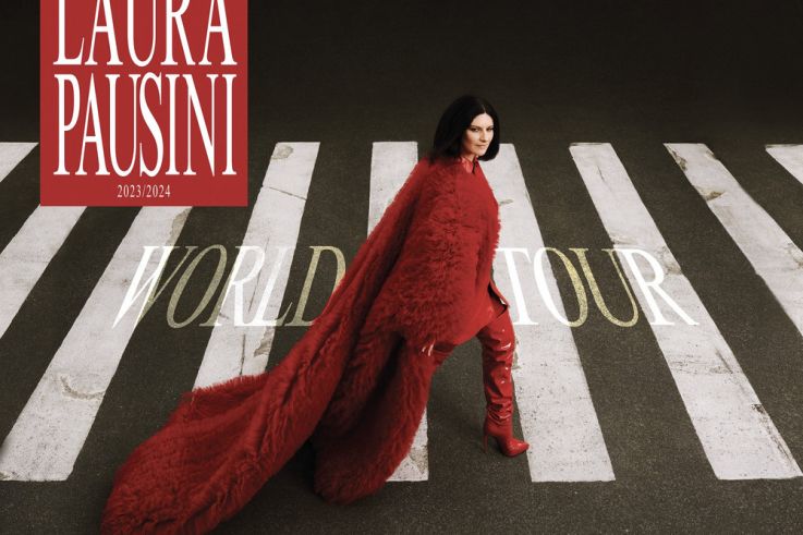 Laura Pausini en concert à l’AccorHotels Arena de Paris en 2016 // Annulé