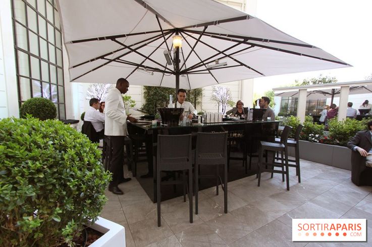 La terrasse d'été du Shangri-La Paris by Belvedere