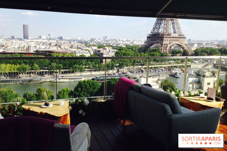 Le Shangri-La Rooftop Lounge