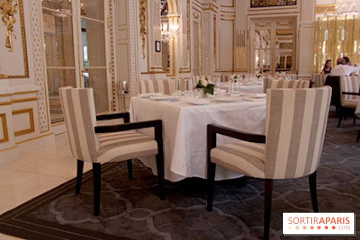 Peninsula : restaurant The Lobby