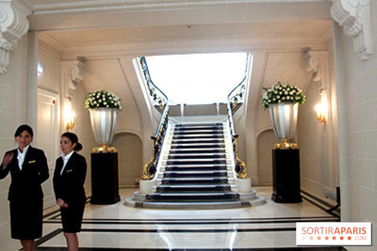 Péninsula : escalier d'honneur