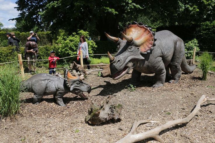 Les Dinosaures investissent le Zoo de Thoiry