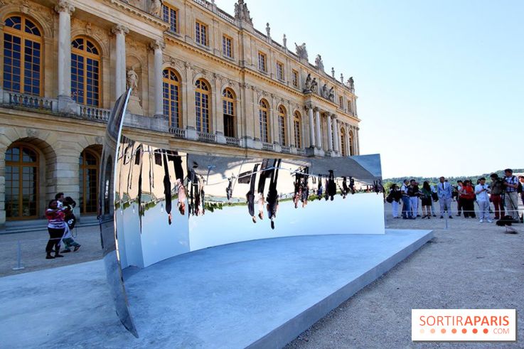 C-Curve d'Anish Kapoor au Château de Versailles