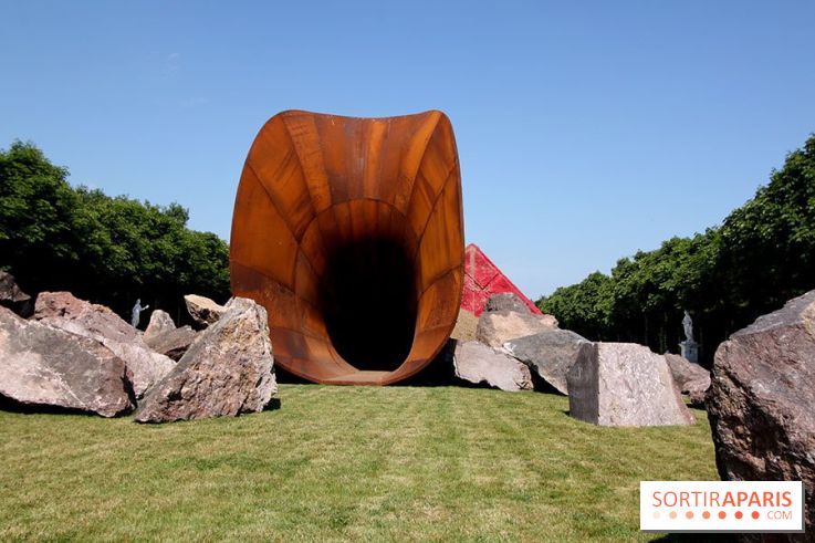 Dirty Corner d'Anish Kapoor au Château de Versailles