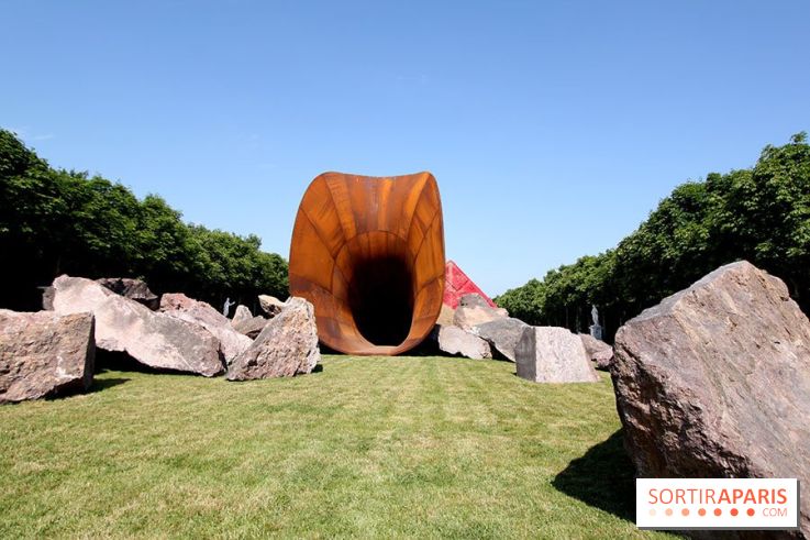 Dirty Corner d'Anish Kapoor au Château de Versailles