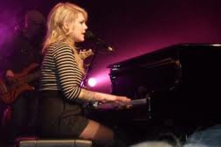 Cœur de Pirate en concert