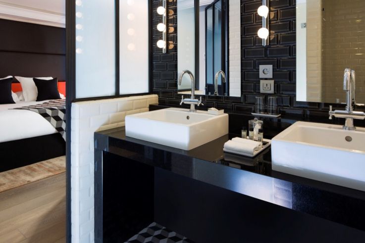 Le Terrass’’ Hôtel, version 2015 / Salle de bains supérieure