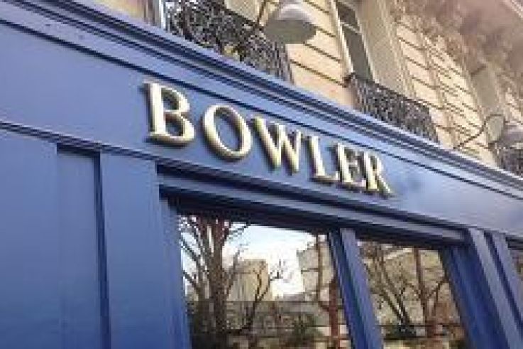 Quels sont les meilleurs bars sportifs pour voir vos matchs de football, sur les Champs-Elysées ?