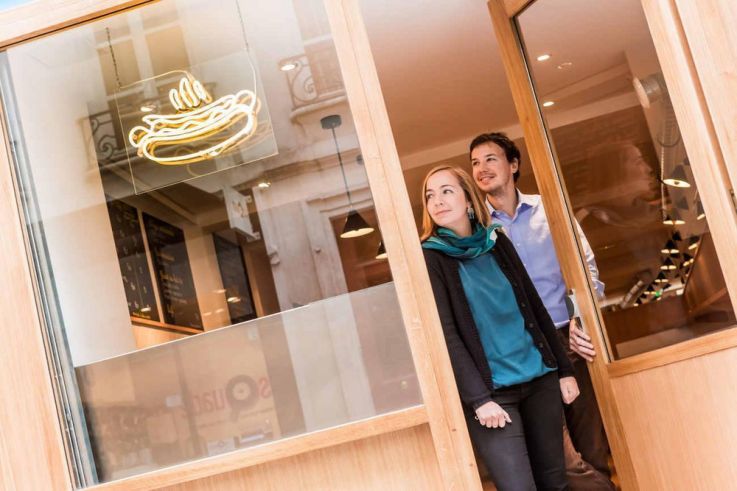 Leoni's Deli ouvre son restaurant boutique dédié au hot dog