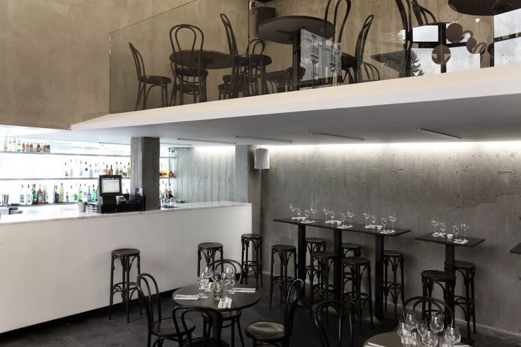 Restaurant First Avenue