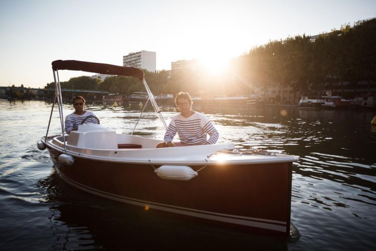 Marin d'Eau Douce - location de bateaux électriques sur les canaux parisiens
