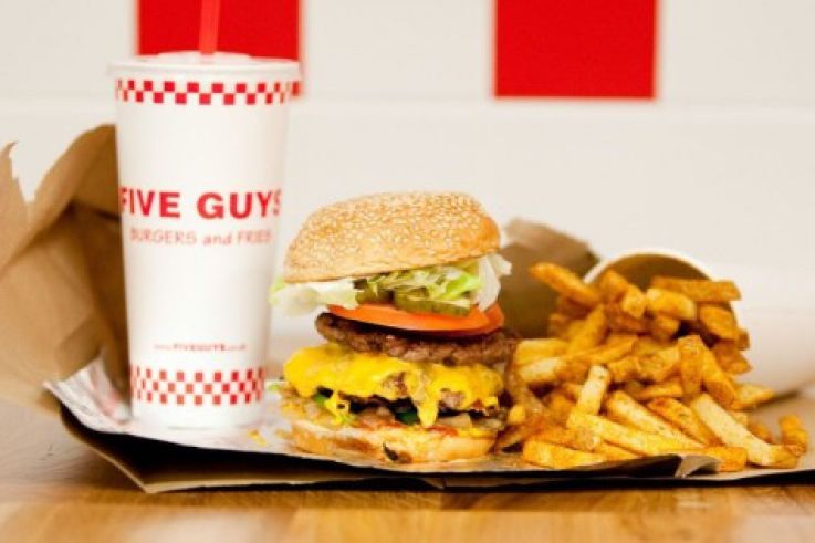 Le Five Guys des Champs ouvre ses portes