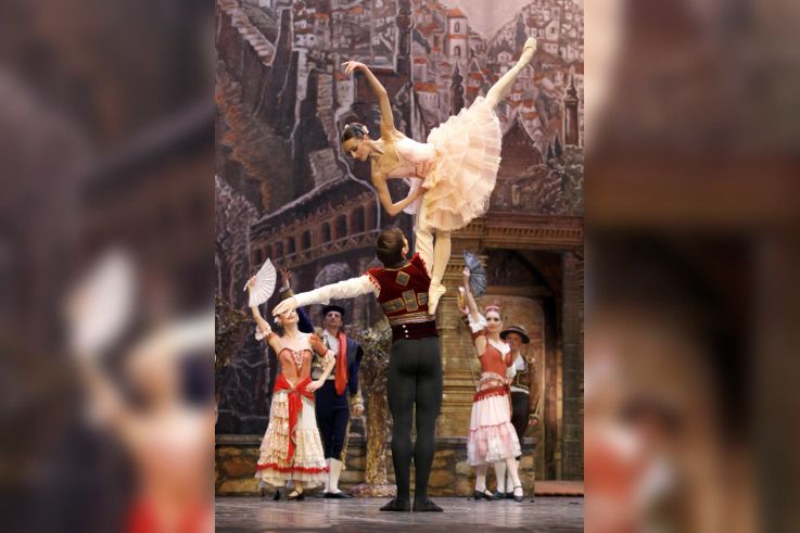LES ETOILES DE LA DANSE  "HOMMAGE À MARIUS PETIPA"