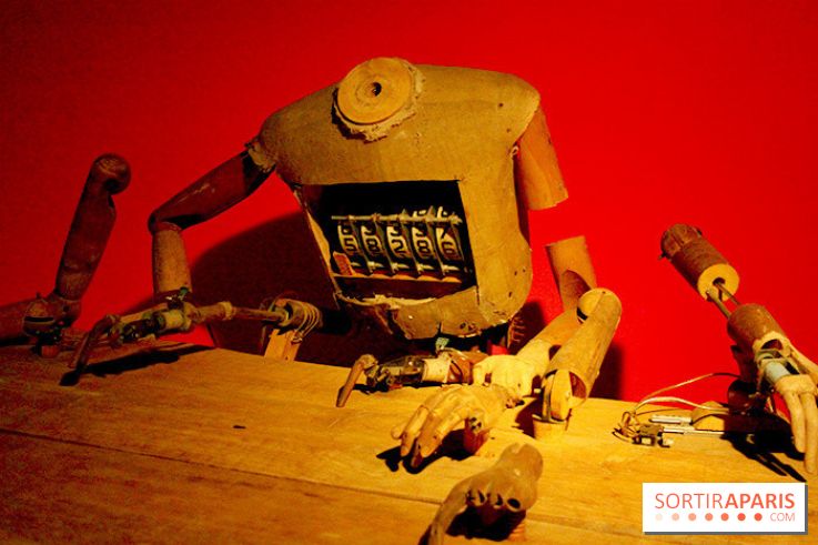 Persona, l'exposition terrifiante au Musée du Quai Branly